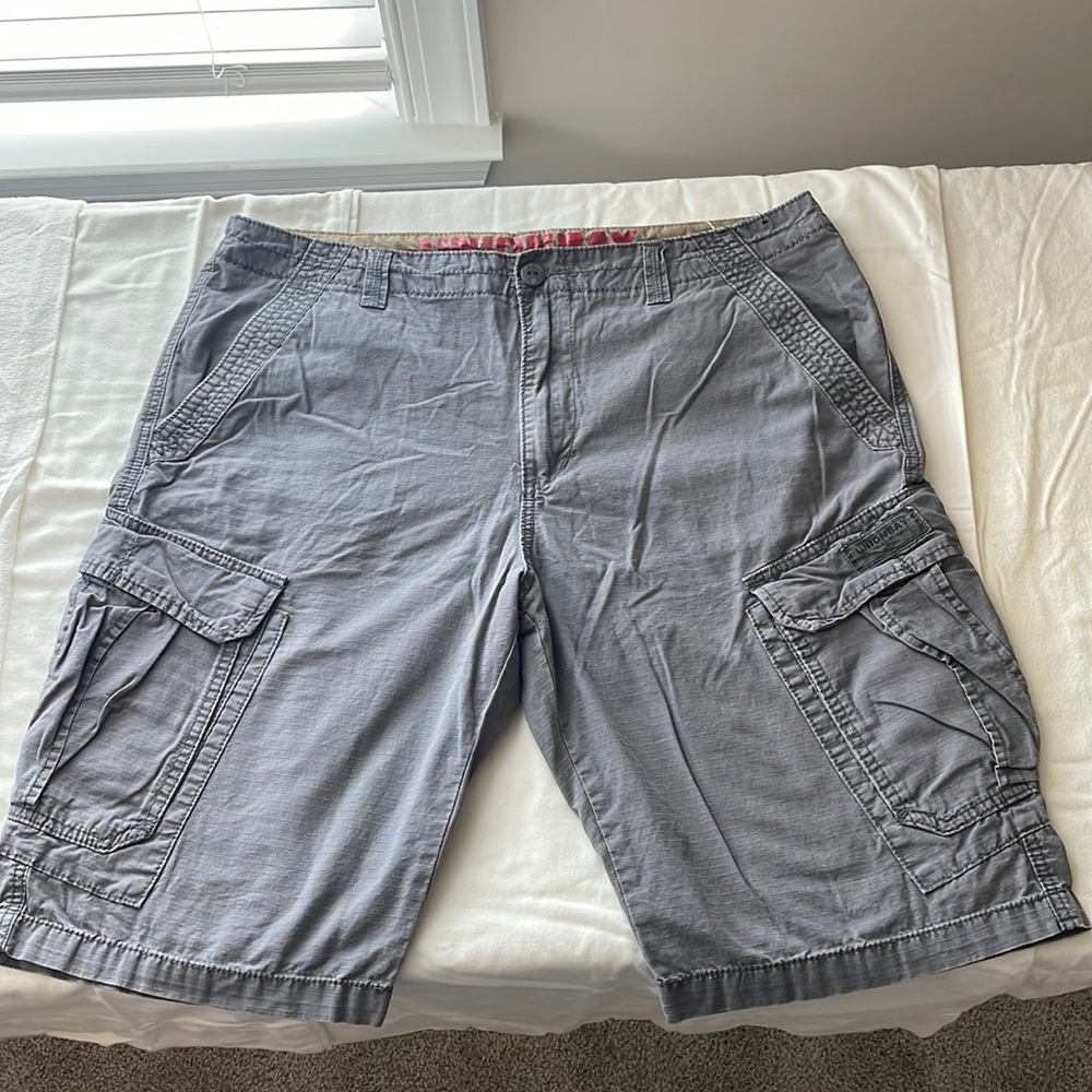Union bay men’s gray cargo shorts